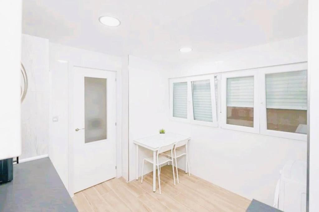 Apartamento Puerto Sol Y Mar فوينخيرولا المظهر الخارجي الصورة